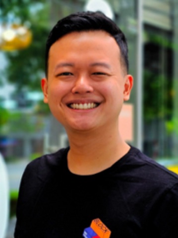 Ông Edward Lim Xun Qian